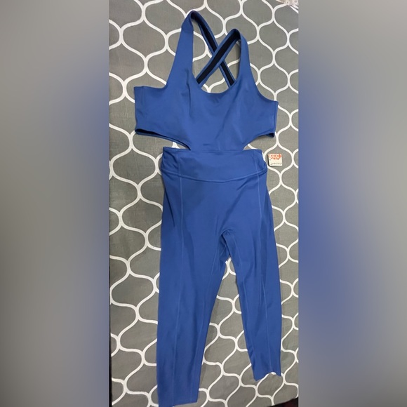 FREE PEOPLE Movement Back It Up Onesie in Pool Blue Stretchy. Size Large. NWT. - Picture 2 of 12